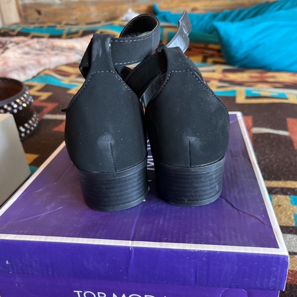 Booties - Picture 3 of 4